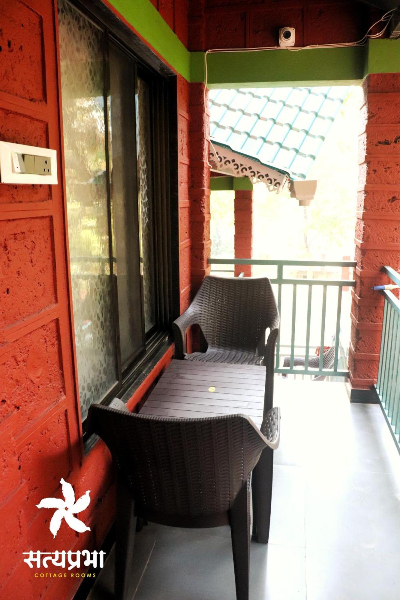 Satyaprabha Cottage Rooms Kudal  Екстериор снимка