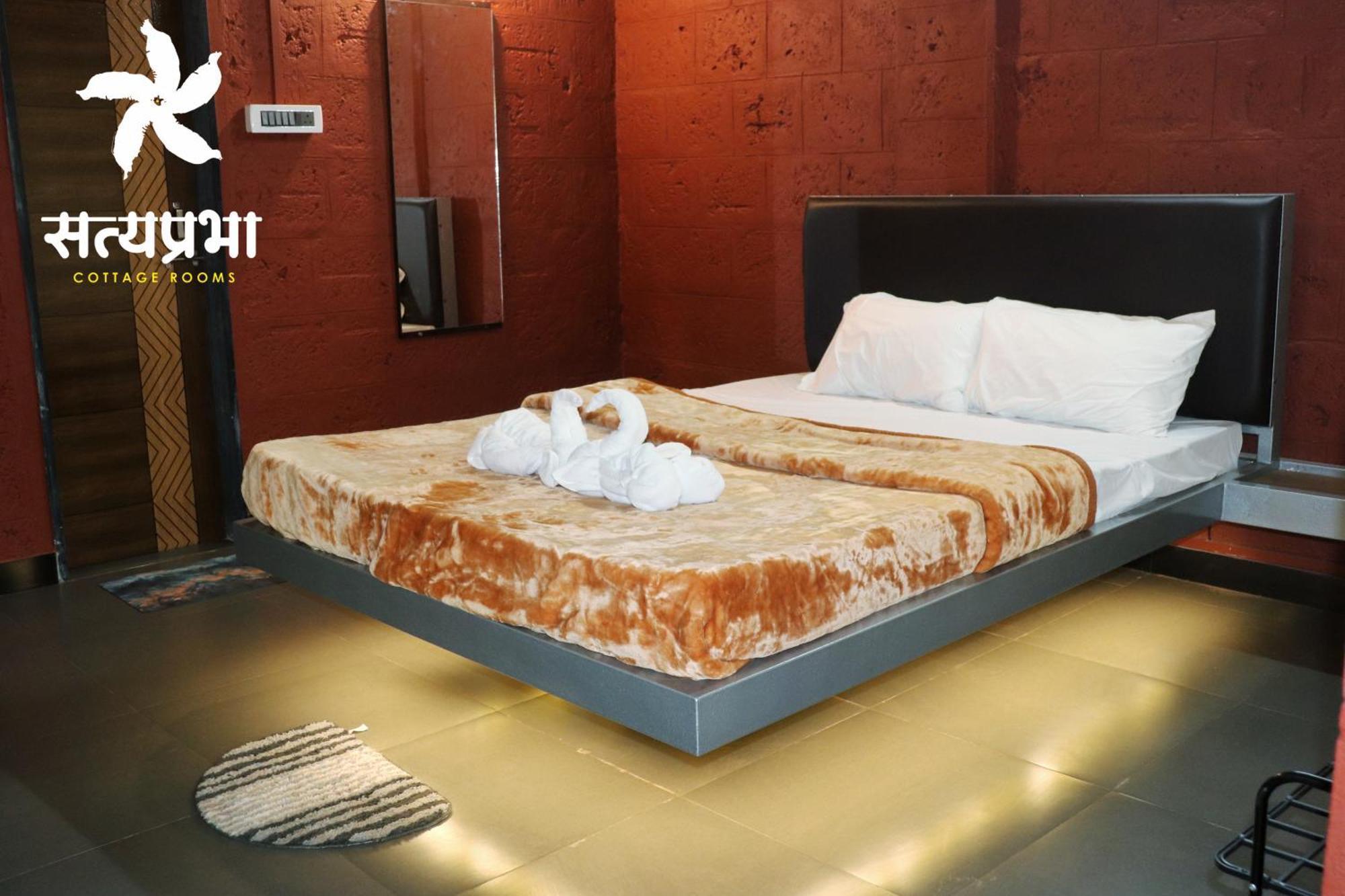 Satyaprabha Cottage Rooms Kudal  Екстериор снимка